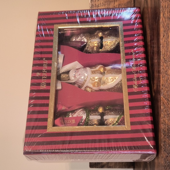 Waterford Santa Ornaments - Picture 10 of 10